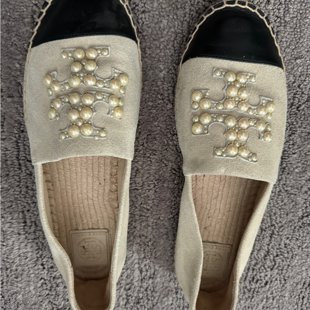 Tory Burch Dulce De Leche Pearl Logo Flat Espadrille Shoes